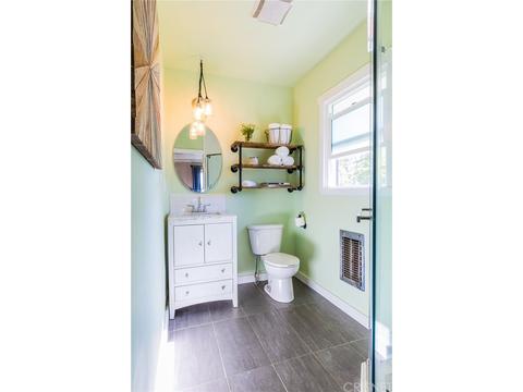 8030 Limerick Ave, Winnetka, CA 91306 photo 25