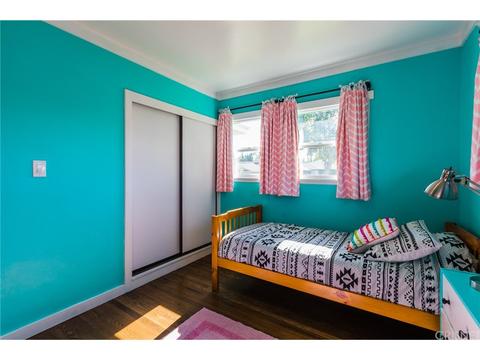 8030 Limerick Ave, Winnetka, CA 91306 photo 27