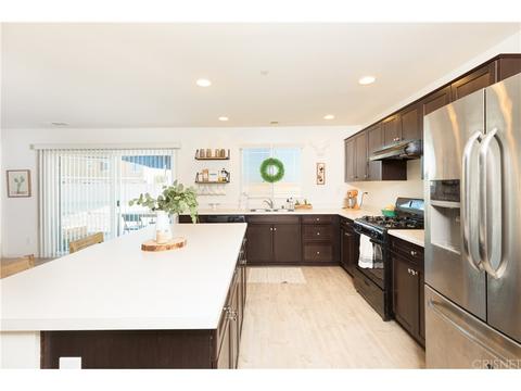 3143 Garnet Ln, Lancaster, CA 93535 photo 8