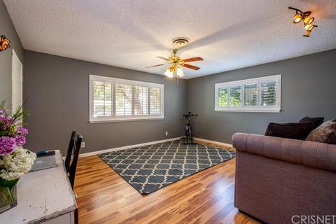 823 E Oldfield St, Lancaster, CA 93535 photo 5