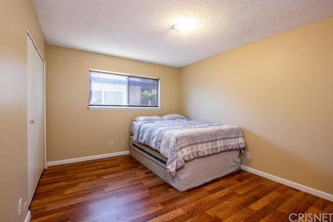823 E Oldfield St, Lancaster, CA 93535 photo 15