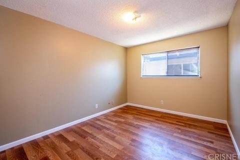 823 E Oldfield St, Lancaster, CA 93535 photo 13