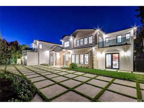 4525 Libbit Ave, Encino, CA 91436 photo 2