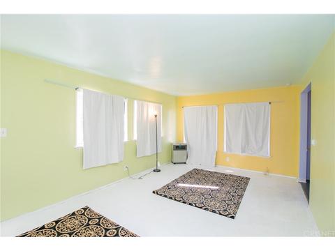 10314 Silverton Ave, Tujunga, CA 91042 photo 4