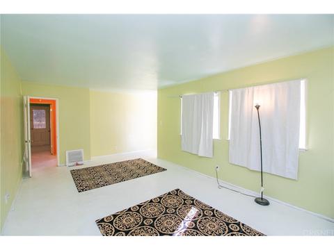 10314 Silverton Ave, Tujunga, CA 91042 photo 5