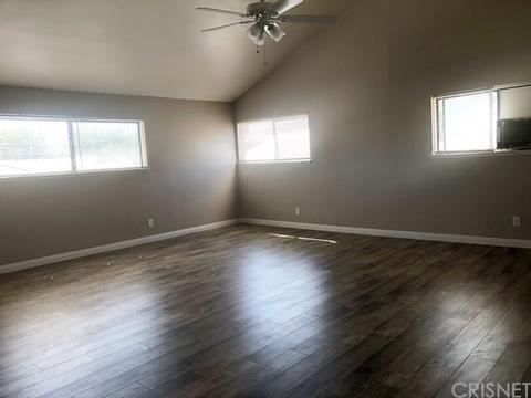 1206 Morven St, Lancaster, CA 93535 photo 3