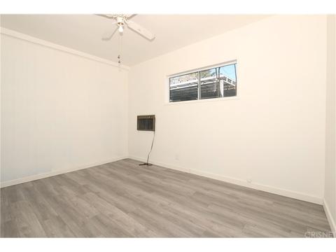 10422 Fernglen Ave, Tujunga, CA 91042 photo 11
