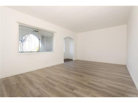 10422 Fernglen Ave, Tujunga, CA 91042 photo 6