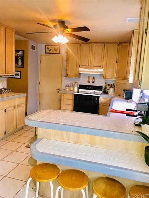 328 E 214th St, Carson, CA 90745 photo 4