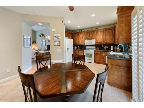 28466 Jerry Pl, Saugus, CA 91350 photo 10