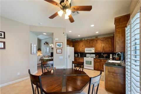 28466 Jerry Pl, Saugus, CA 91350 photo 11