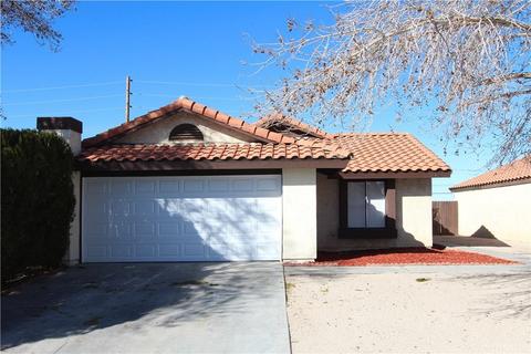 3211 E Avenue S1, Palmdale, CA 93550 photo 1