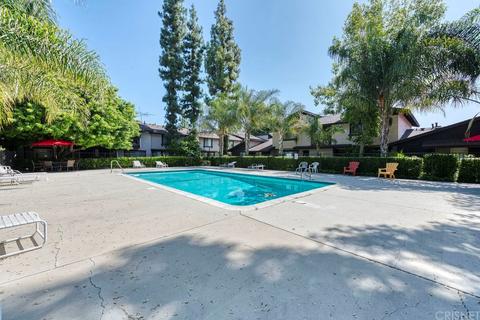 7540 Corbin Ave #6, Reseda, CA 91335 photo 2