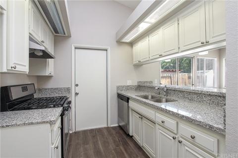 5340 E Avenue R11, Palmdale, CA 93552 photo 4
