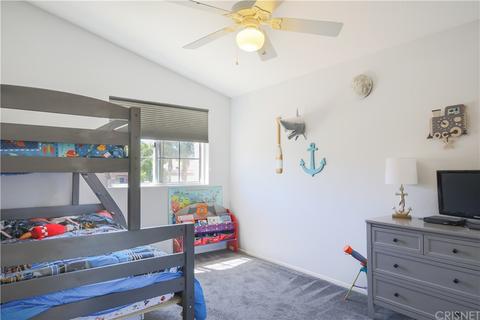 28341 Rodgers Dr, Saugus, CA 91350 photo 20