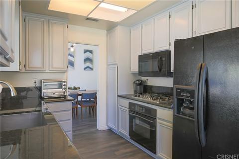 28341 Rodgers Dr, Saugus, CA 91350 photo 12