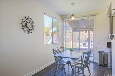28341 Rodgers Dr, Saugus, CA 91350 photo 9