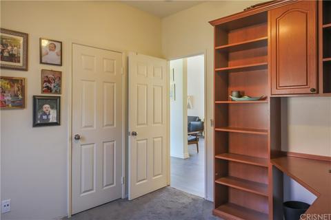 28341 Rodgers Dr, Saugus, CA 91350 photo 15