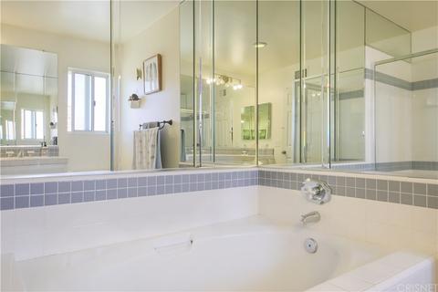 28341 Rodgers Dr, Saugus, CA 91350 photo 28