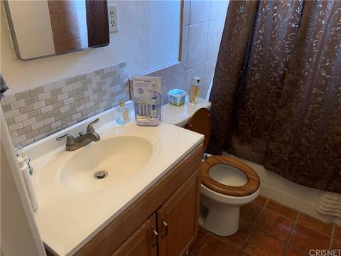 428 Lightcap St, Lancaster, CA 93535 photo 3