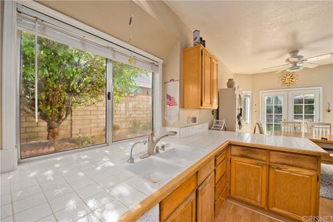 28627 Sugar Pine Way, Santa Clarita, CA 91390 photo 7