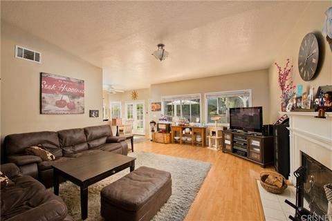 28627 Sugar Pine Way, Santa Clarita, CA 91390 photo 1