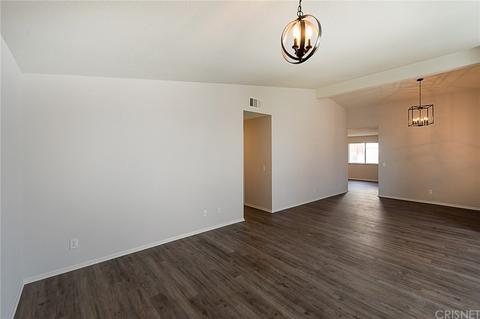43909 11th St, Lancaster, CA 93535 photo 4