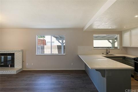 43909 11th St, Lancaster, CA 93535 photo 8