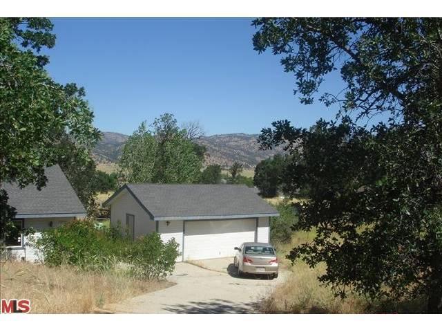 17900 Stymie Ct, Tehachapi, CA 93561 photo 1