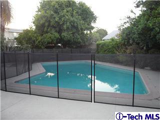 14653 Runnymede St, Van Nuys, CA 91405 photo 1