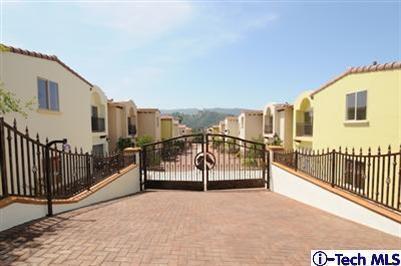 6920 Valmont #4, Tujunga, CA 91042 photo 1