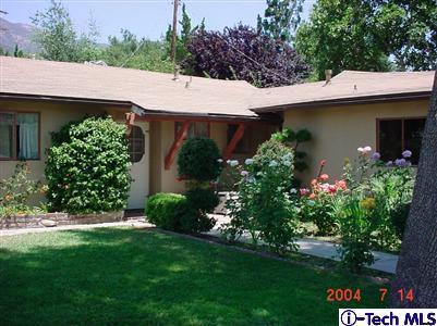 9848 Creemore Dr, Tujunga, CA 91042 photo 1