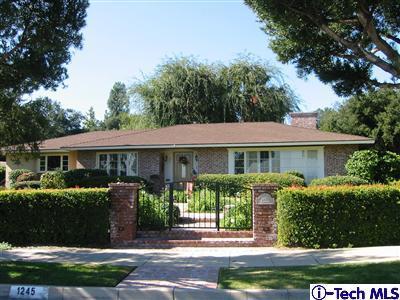 1245 Parkview, Pasadena, CA 91103 photo 1