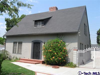 1217 Armada Dr, Pasadena, CA 91103 photo 1