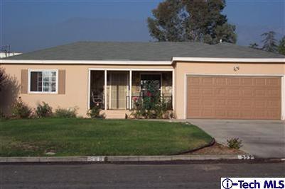599 Devirian Pl, Altadena, CA 91001 photo 1