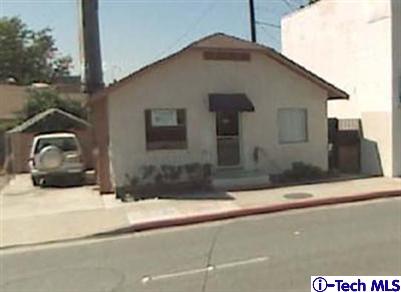 1056 E Walnut St, Pasadena, CA 91106 photo 1