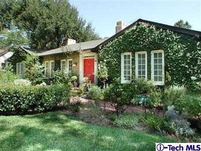 1048 Armada Dr, Pasadena, CA 91103 photo 1