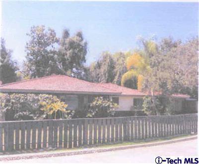 345 Oneida Dr, Pasadena, CA 91107 photo 1