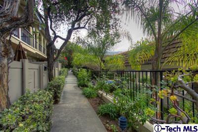 2460 E Mountain St, Pasadena, CA 91104 photo 1