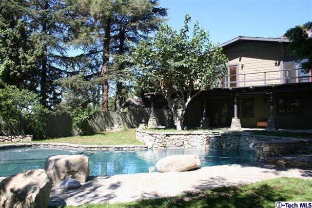 3830 Markridge Rd, Glendale, CA 91214 photo 1