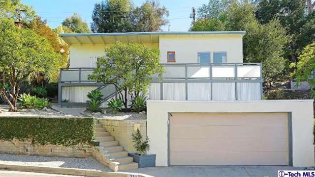 320 Cherry Dr, Pasadena, CA 91105 photo 1