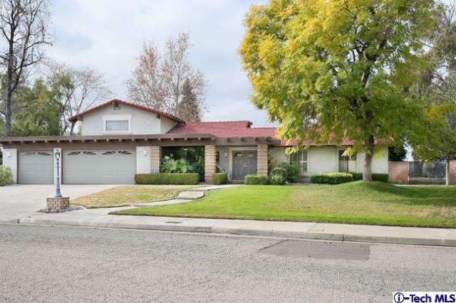 714 Wimbleton Dr, Redlands, CA 92374 photo 1