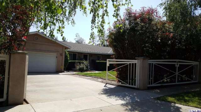 698 Emerson St, Upland, CA 91784 photo 1