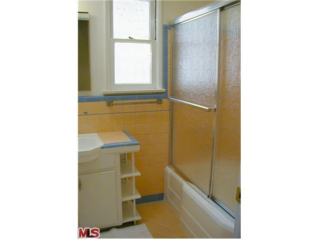 3865 Mclaughlin Ave, Los Angeles, CA 90066 photo 6