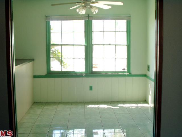 501 W Palmer St, Compton, CA 90220 photo 3