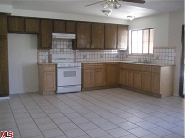 2711 E 57th St, Long Beach, CA 90805 photo 4
