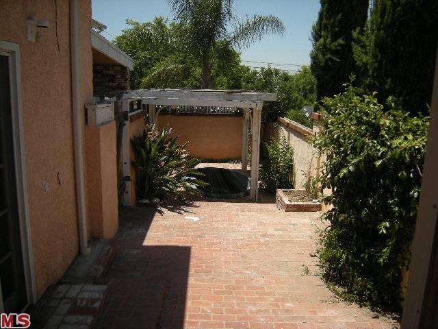 10626 Fitzroy Ave, Tujunga, CA 91042 photo 7