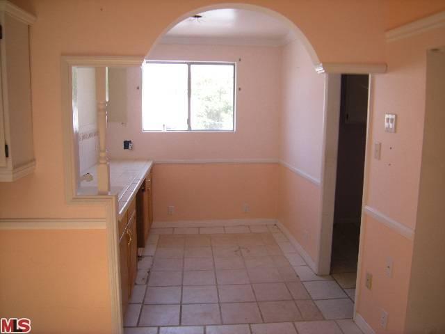 10626 Fitzroy Ave, Tujunga, CA 91042 photo 12