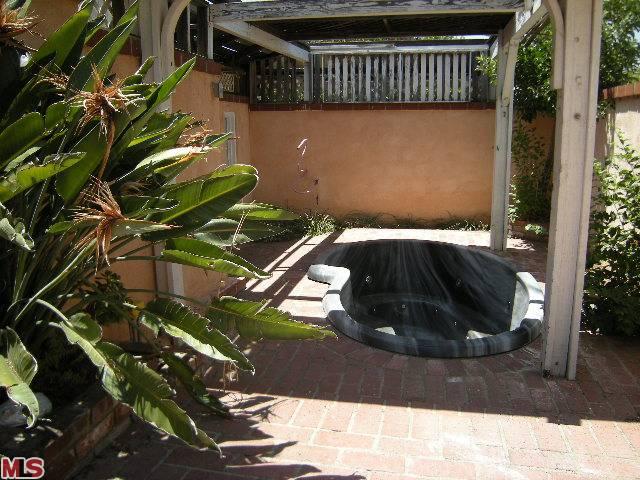 10626 Fitzroy Ave, Tujunga, CA 91042 photo 8