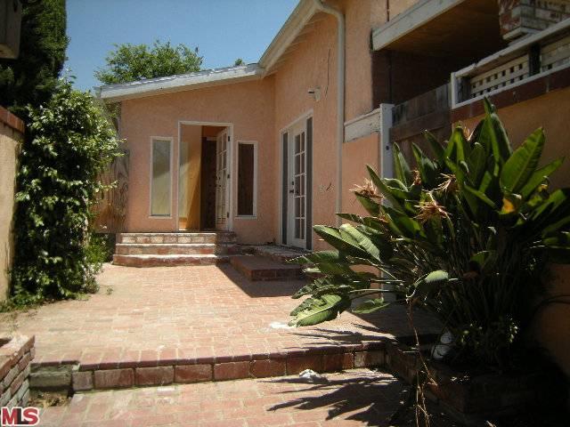 10626 Fitzroy Ave, Tujunga, CA 91042 photo 9